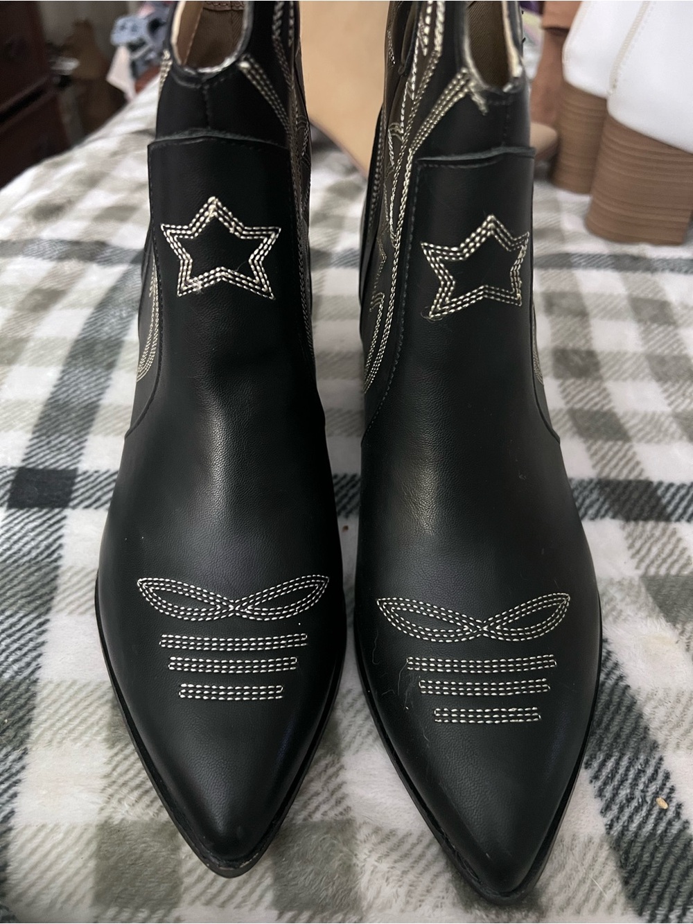 Star-Stitch Pointed Ankle Booties in Black